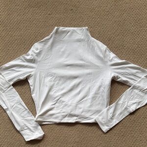 Lululemon White Long Sleeve Crop Top